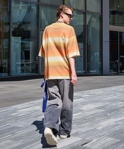 ENDER PRODUCTS（エンダープロダクツ）の「グラデーションパターン ビッグシルエットクルーネックTシャツ【ENDER PRODUCTS/エンダープロダクツ】（Tシャツ/カットソー・メンズ・グリーン/ブルー/オレンジ・M/L）」の21枚目の写真