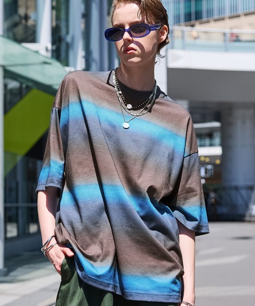 ENDER PRODUCTS（エンダープロダクツ）の「グラデーションパターン ビッグシルエットクルーネックTシャツ【ENDER PRODUCTS/エンダープロダクツ】（Tシャツ/カットソー・メンズ・グリーン/ブルー/オレンジ・M/L）」の5枚目の写真