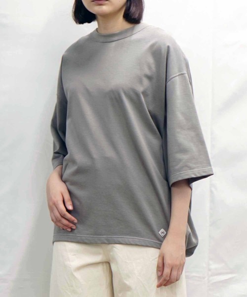 BROOKLYN OVERALL(ブルックリンオーバーオール)の「ヘムタックTシャツ(Tシャツ/カットソー・レディース・オフホワイト/ベージュ/アッシュグレー/ブラウン・FREE)」の16枚目の写真