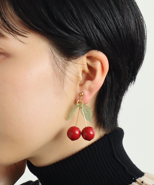 Dot＆Stripes CHILD WOMAN（ドットアンドストライプス　チャイルドウーマン）の「チェリーモチーフイヤリング（イヤリング・レディース・レッド・FREE）」の8枚目の写真
