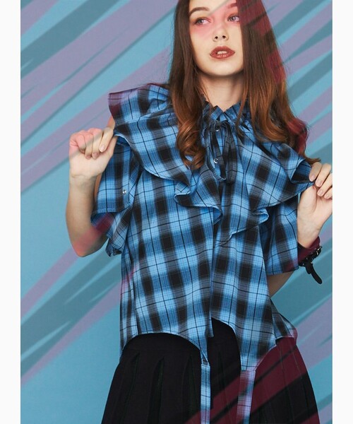 PUBLUX(パブリュクス)の「SeeSew/シーソー GARTER BLOUSE/ガーターフリルブラウス(シャツ/ブラウス・レディース・ブルー/グリーン・フリ-)」の6枚目の写真