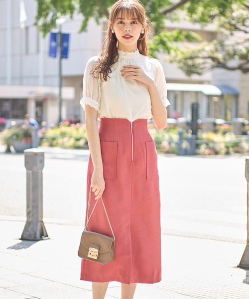 tocco closet(トッコ クローゼット)の「ポケット付きフロントファスナーストレッチオックスタイトスカート(スカート・レディース・ライトグレー/レッド/グリーン・M)」の8枚目の写真
