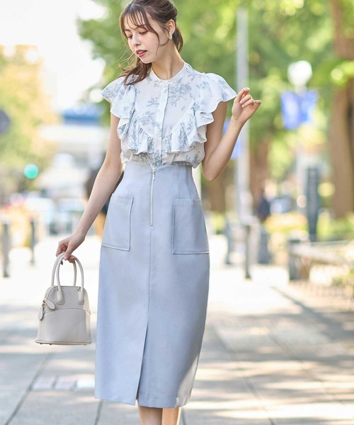 tocco closet(トッコ クローゼット)の「ポケット付きフロントファスナーストレッチオックスタイトスカート(スカート・レディース・ライトグレー/レッド/グリーン・M)」の21枚目の写真