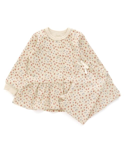 Ampersand（アンパサンド）の「お花柄前あきパジャマ（ルームウェア/パジャマ・キッズ・キナリ/ラベンダー・140/130/120/110/100/80/90）」の2枚目の写真