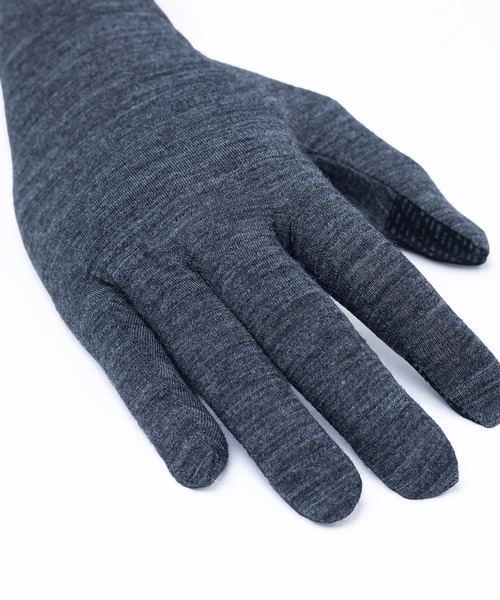 OUTDOOR RESEARCH（アウトドアリサーチ）の「OUTDOOR RESEARCH/アウトドアリサーチ Merino 150 Sensor Liners/メリノ150センサーライナー（手袋・メンズ・ブラック/チャコールグレー・LARGE/MEDIUM）」の4枚目の写真