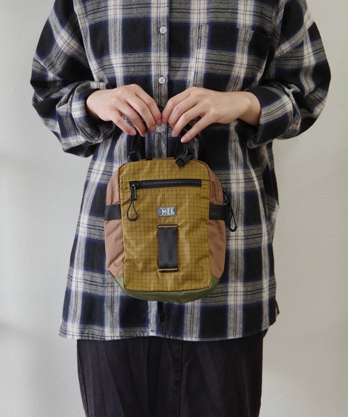 MEI(メイ)の「MEI/メイ ショルダーバッグ【205024】(ショルダーバッグ・レディース・オリーブ/ネイビー/ブラック/ライトブラウン・FREE)」の11枚目の写真