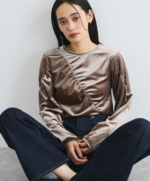 VIS(ビス)の「【洗える】ベロアシャーリングプルオーバー(Tシャツ/カットソー・レディース・グレー系その他/チャコールグレー/グリーン系その他・FREE)」の12枚目の写真