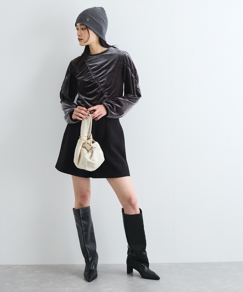 VIS(ビス)の「【洗える】ベロアシャーリングプルオーバー(Tシャツ/カットソー・レディース・グレー系その他/チャコールグレー/グリーン系その他・FREE)」の14枚目の写真