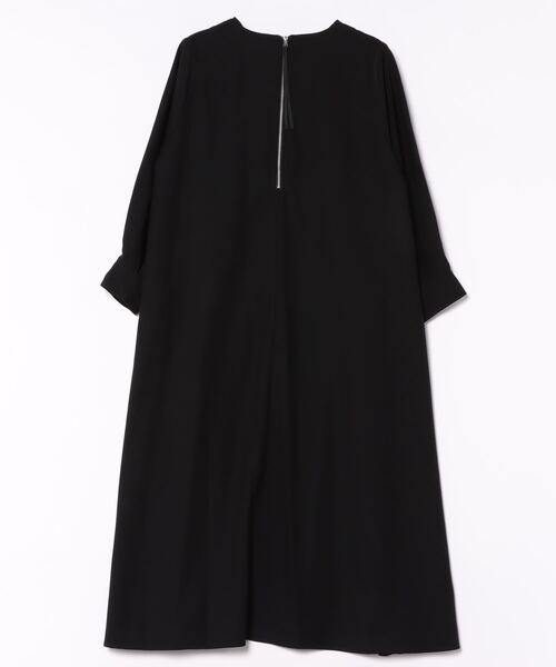 REAL CUBE（リアルキューブ）の「パールネックジョーゼットワンピース（ワンピース・レディース・グレイッシュベージュ/ネイビー/ブラック・M）」の14枚目の写真