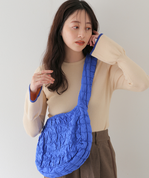 COMMRE（コムル）の「【COMMRE / コムル】ベルスリーブニットプルオーバー（ニット/セーター・レディース・ブラウン/ベージュ/ネイビー・FREE）」の2枚目の写真