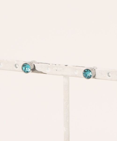 Fun & Daily（ファンアンドデイリー）の「F&D : カラーストーンマグネットクリップ（イヤリング・レディース・イエロー/ブラック/ブルー/クリア/グリーン/ピンク/レッド/ライトブルー・FREE）」の3枚目の写真