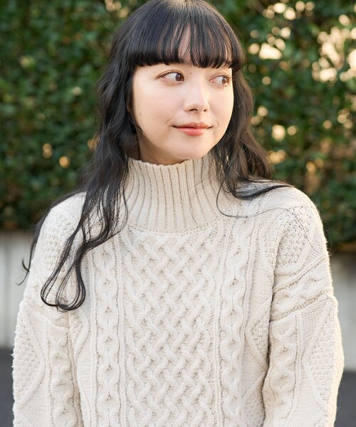 FREAK'S STORE（フリークスストア）の「ミックスケーブル タートル プルオーバー/タートルネックニット（ニット/セーター・レディース・オフホワイト/ネイビー/レッド/ベージュ・ﾌﾘ-）」の12枚目の写真