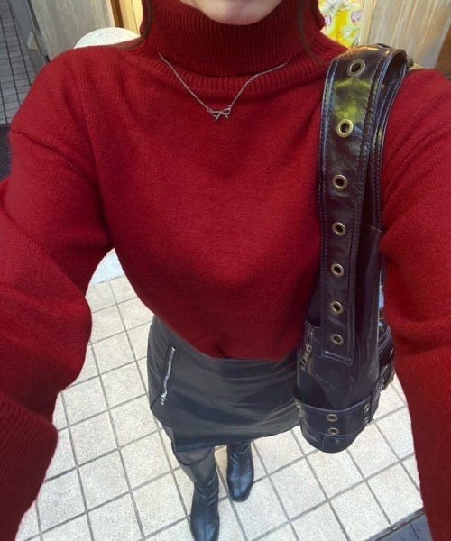 Miniministore(ミニミニストア)の「【新カラー追加】タートルネックニット レディース 秋冬服(ニット/セーター・レディース・アイボリー/ダークグレー/ブルー/レッド/ベージュ/モカ/ブラック/ネイビー/ライトグレー・フリー)」の10枚目の写真