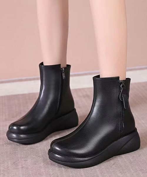 STYLEBLOCK(スタイルブロック)の「サイドファスナーレザー調ショートブーツ(ブーツ・レディース・ブラック/ブラウン・37/38/36/39/35/40)」の2枚目の写真