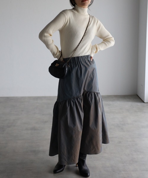 ap retro（アプレトロ）の「袖ボタンハイネックニット / リブハイネックニット（ニット/セーター・レディース・ブルー/ベージュ/チャコールグレー/ブラック/アイボリー・FREE）」の10枚目の写真