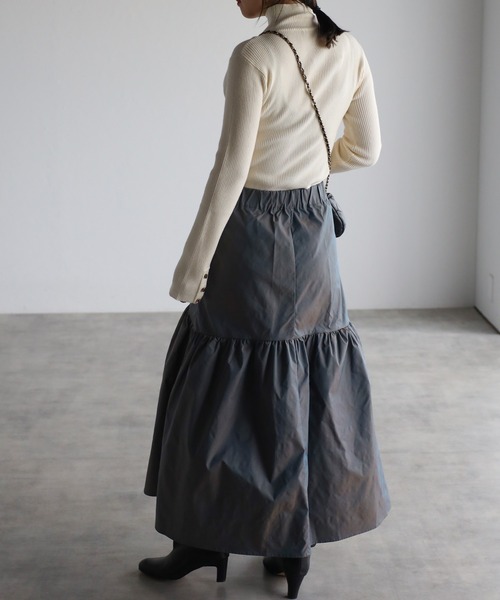 ap retro（アプレトロ）の「袖ボタンハイネックニット / リブハイネックニット（ニット/セーター・レディース・ブルー/ベージュ/チャコールグレー/ブラック/アイボリー・FREE）」の12枚目の写真