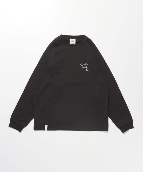 TIMELY WARNING（タイムリーワーニング）の「【SELFIE GIRL】イラストバックプリントビックシルエットロンT（Tシャツ/カットソー・メンズ・その他2/その他1/ホワイト/ブラック/その他3/その他5/その他4/その他6・LARGE/MEDIUM）」の19枚目の写真