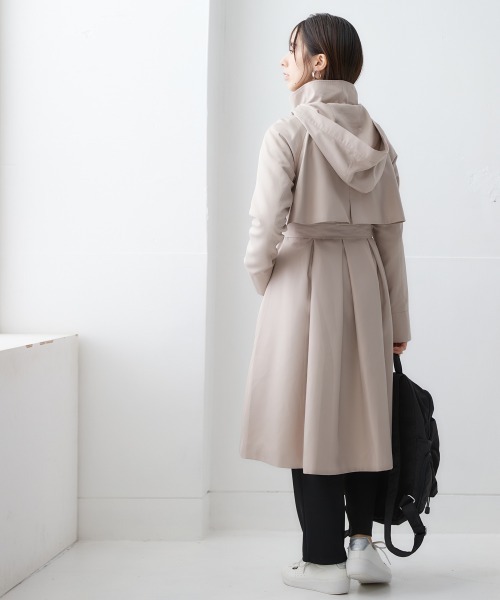 nissen（ニッセン）の「フーデットロングトレンチコート（トレンチコート・レディース・ベージュ/ネイビー/スカイブルー・S/M/L/LL）」の13枚目の写真