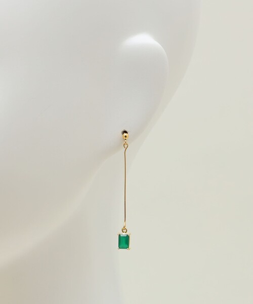 quaranciel(カランシエル)の「quaranciel: スクエア ストーン ナロー ピアス(ピアス(両耳用)・レディース・グリーン/ラベンダー・ONE SIZE)」の6枚目の写真