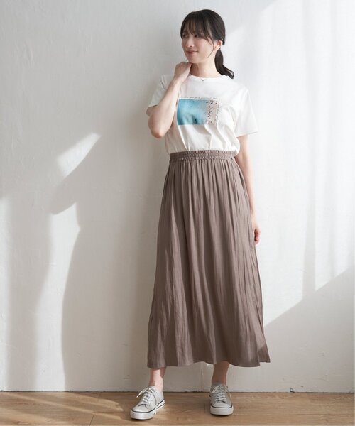 ikka(イッカ)の「ロゴフォトプリントTシャツ(Tシャツ/カットソー・レディース・ベージュ/イエロー/オフホワイト/ホワイト・S/L/M)」の21枚目の写真