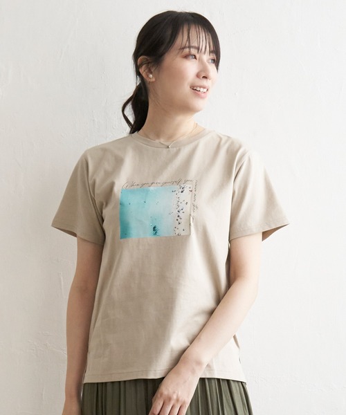 ikka(イッカ)の「ロゴフォトプリントTシャツ(Tシャツ/カットソー・レディース・ベージュ/イエロー/オフホワイト/ホワイト・S/L/M)」の4枚目の写真