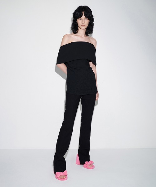 CHARLES & KEITH（チャールズ & キース）の「Loey ローイー テクスチャーボウアンクルストラップサンダル（サンダル・レディース・ベージュ/ピンク/ブラック系その他2・22.5cm/23cm/23.5cm/24.5cm/25cm）」の15枚目の写真