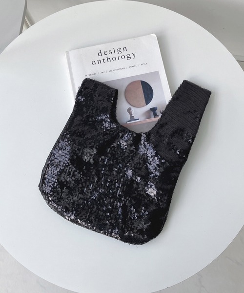 AS KNOW AS plus（アズノゥアズプラス）の「キラキラ スパンコールバッグ（ハンドバッグ・レディース・ブラック/シルバー・FREE）」の16枚目の写真