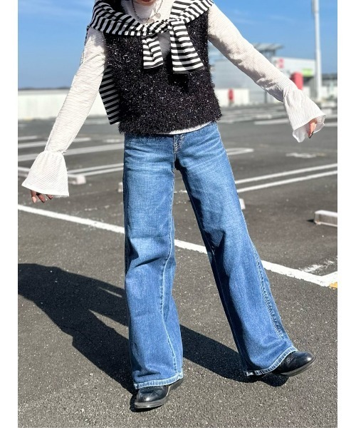 SOMETHING(サムシング)の「SOMETHING(サムシング)「LISA」セミワイドパンツ(デニムパンツ・レディース・ダークインディゴブルー・26inch/28inch/29inch/25inch/27inch/30inch)」の5枚目の写真