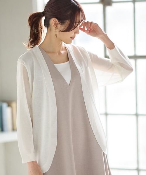 Honeys(ハニーズ)の「8分袖ラウンドカーディガン(カーディガン/ボレロ・レディース・ベージュ系その他/グリーン系その他/グレー系その他/ピンク系その他/ブルー系その他/パープル系その他/ブラック/モカ/オフホワイト・LL/M/L)」の2枚目の写真