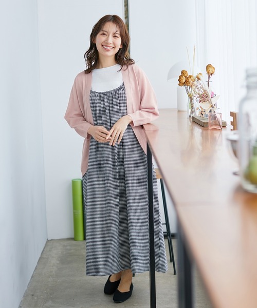 Honeys(ハニーズ)の「8分袖ラウンドカーディガン(カーディガン/ボレロ・レディース・ベージュ系その他/グリーン系その他/グレー系その他/ピンク系その他/ブルー系その他/パープル系その他/ブラック/モカ/オフホワイト・LL/M/L)」の17枚目の写真