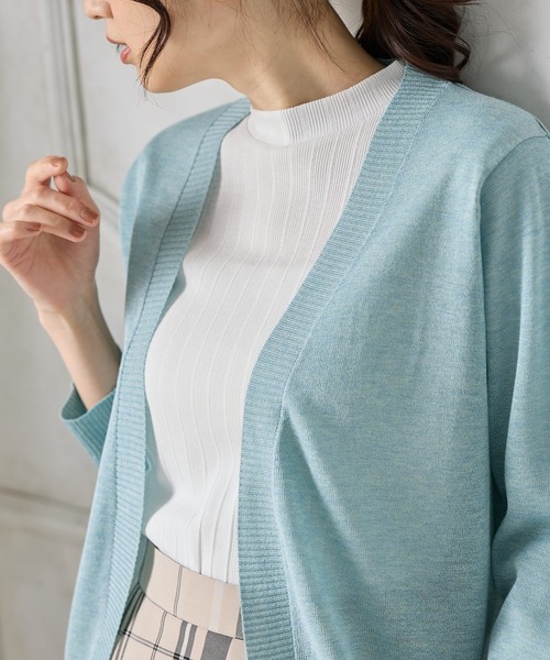 Honeys(ハニーズ)の「8分袖ラウンドカーディガン(カーディガン/ボレロ・レディース・ベージュ系その他/グリーン系その他/グレー系その他/ピンク系その他/ブルー系その他/パープル系その他/ブラック/モカ/オフホワイト・LL/M/L)」の12枚目の写真