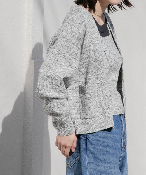 FORK&SPOON（フォークアンドスプーン）の「FORK&SPOON　ミックスヤーンVネックカーディガン（カーディガン/ボレロ・レディース・ネイビー/ベージュ・1）」の15枚目の写真