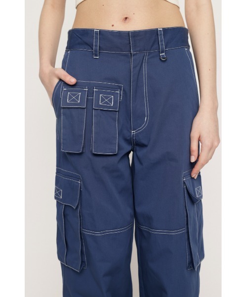 SLY（スライ）の「MANY POCKET STRAIGHT WORK PT メニー ポケット ストレート ワークパンツ / セットアップ可（カーゴパンツ・レディース・ブラック/ネイビー・1/2）」の9枚目の写真