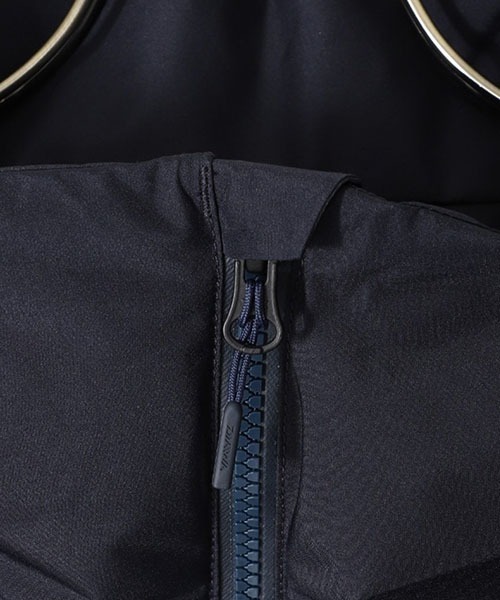 DAIWA LIFESTYLE（ダイワライフスタイル）の「DAIWA LIFESTYLE / ダイワライフスタイル：EXPEDITION DOWN VEST GORE-TEX：DV-093-1023WEX[STD]（ダウンベスト・メンズ・ネイビー・L/M）」の7枚目の写真
