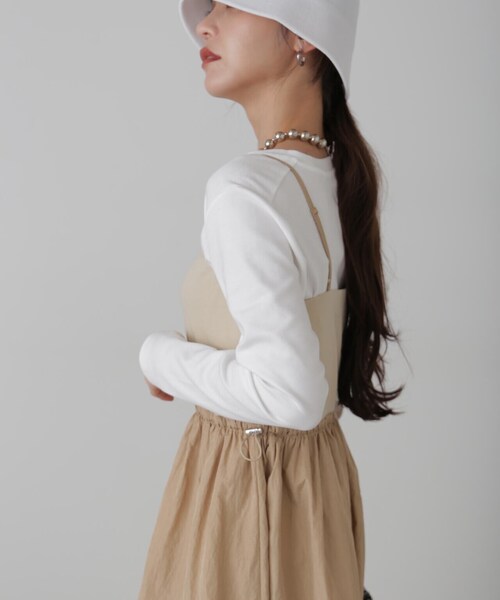 FREE'S MART（フリーズマート）の「◆異素材ドッキングキャミワンピース（ワンピース・レディース・ブラック/グレー/ベージュ・SMALL/MEDIUM）」の7枚目の写真