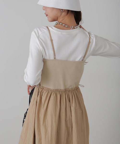 FREE'S MART（フリーズマート）の「◆異素材ドッキングキャミワンピース（ワンピース・レディース・ブラック/グレー/ベージュ・SMALL/MEDIUM）」の9枚目の写真