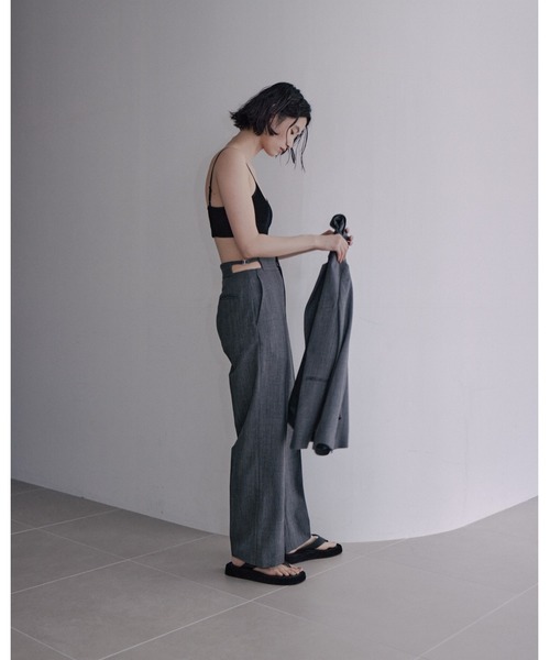 ENCIRCLE(エンサークル)の「【ENCIRCLE/エンサークル】Accent pants/アクセントパンツ(スラックス・レディース・チャコールグレー/ブラック・2/1)」の11枚目の写真