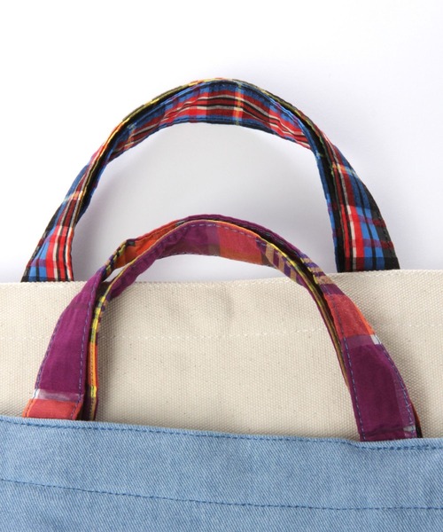 niko and...（ニコアンド）の「オリジナルニコロゴパッチワークハンドバッグ（トートバッグ・レディース・オフホワイト/ブルー/ブラック・0）」の8枚目の写真