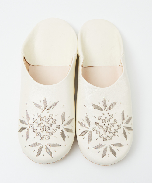 【MEN’S】刺繍バブーシュ ホリー（ルームシューズ/スリッパ）｜collex（コレックス） pattayablatt.com