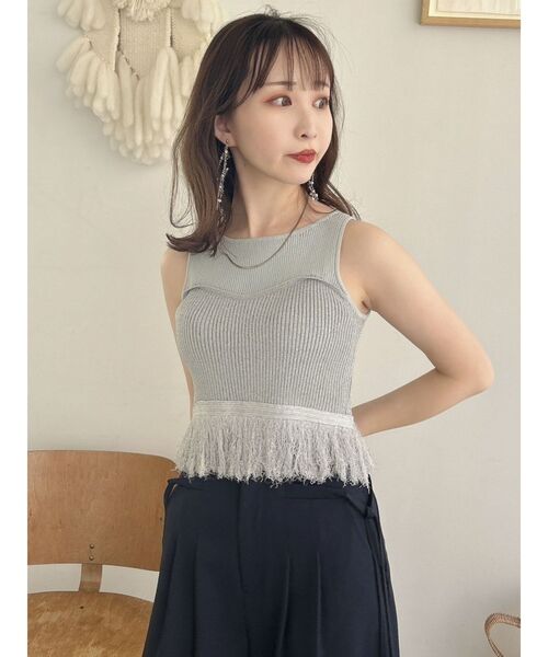 dazzlin（ダズリン）の「フリンジニットキャミSETトップス（ニット/セーター・レディース・ベージュ/ピンク/グレー・FREE）」の11枚目の写真