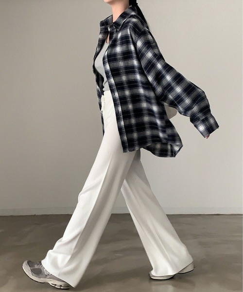 MAISON DE THERESE(メゾン ド テレーズ)の「ゆったりチェックのシャツ(シャツ/ブラウス・レディース・ネイビー・M/S)」の14枚目の写真