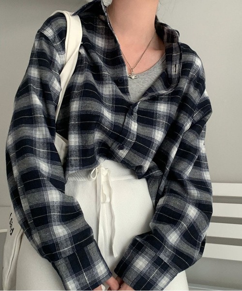 MAISON DE THERESE(メゾン ド テレーズ)の「ゆったりチェックのシャツ(シャツ/ブラウス・レディース・ネイビー・M/S)」の10枚目の写真