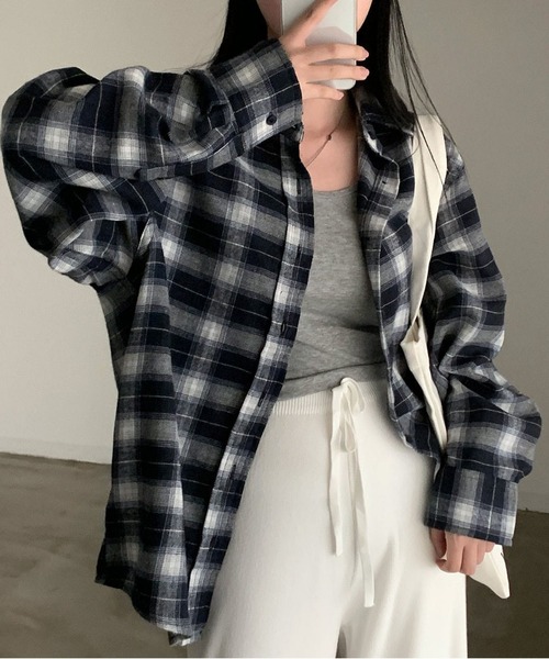 MAISON DE THERESE(メゾン ド テレーズ)の「ゆったりチェックのシャツ(シャツ/ブラウス・レディース・ネイビー・M/S)」の7枚目の写真