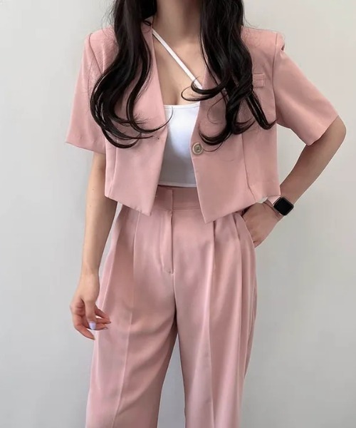N.s(エヌドットエス)の「ノーカラーショートジャケット+タックワイドパンツセットアップ(セットアップ・レディース・ブラック/ベージュ/パープル/ピンク/グリーン・S/M)」の5枚目の写真