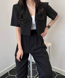 ノーカラーショートジャケット+タックワイドパンツセットアップ