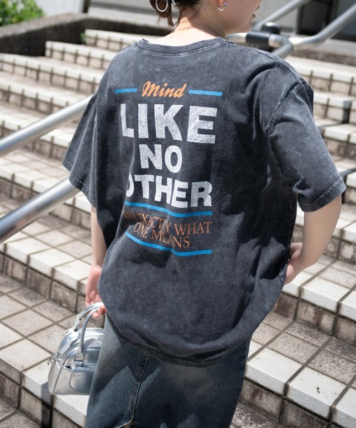 WEGO（ウィゴー）の「WEGO/ヴィンテージウォッシュグラフィックTシャツ（Tシャツ/カットソー・レディース・グレー系その他/スミクロ/その他1/その他2/その他3/その他5/その他4/その他6/その他7/その他8・FREE）」の9枚目の写真