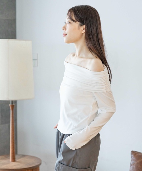 3.3 Field Trip （3.3フィールドトリップ）の「3.3 Field Trip／オフショル長袖T 2117328（Tシャツ/カットソー・レディース・ホワイト/チャコール・FREE）」の10枚目の写真