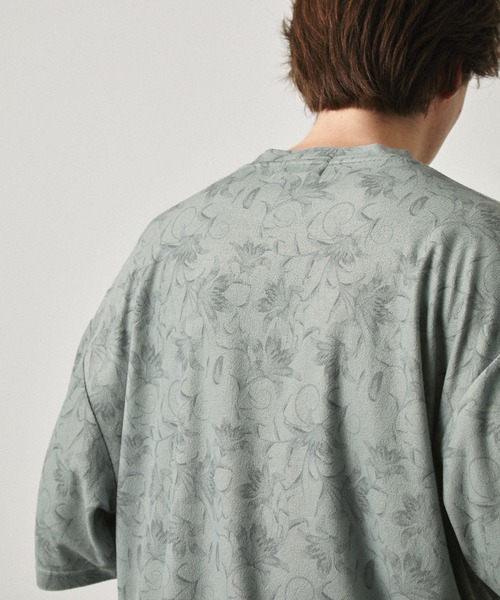 EMMA CLOTHES(エマクローズ)の「サマーパイルオールオーバーパターンルーズ半袖Tシャツ/アブストラクト/フラワー EMMA CLOTHES 2024SS(Tシャツ/カットソー・メンズ・グレー系/ブラック系/ブラック/グレー・L/M)」の6枚目の写真