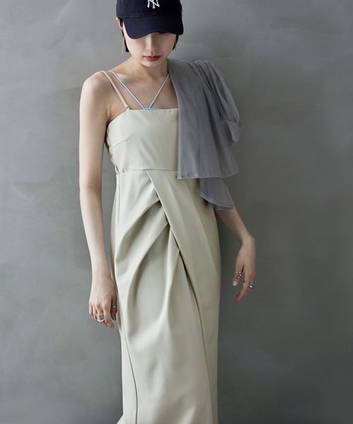 etoll.（エトル）の「タックドレープキャミソールワンピ（ワンピース・レディース・ブラック/アイボリー/グレー・M）」の3枚目の写真