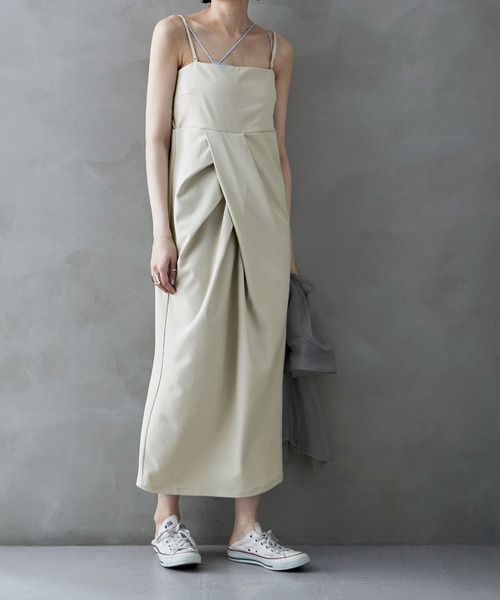 etoll.（エトル）の「タックドレープキャミソールワンピ（ワンピース・レディース・ブラック/アイボリー/グレー・M）」の21枚目の写真